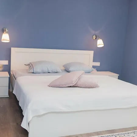 Zara Apartment