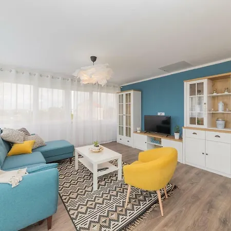 Zara Apartment *