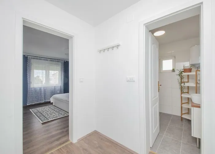 Zara Apartment *