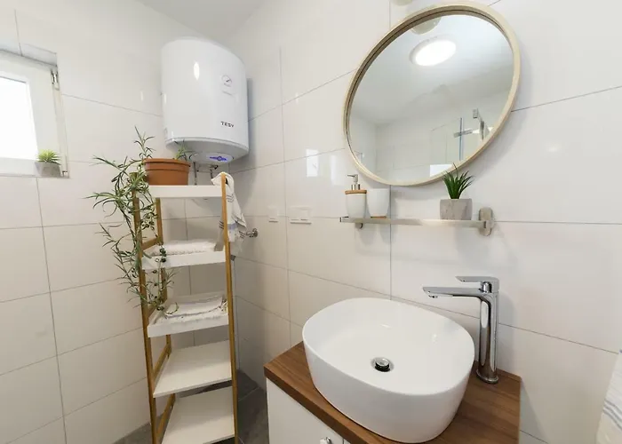 Zara Apartment *